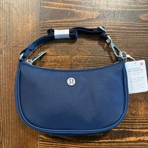 Lululemon City Essentials Mini Shoulder Bag